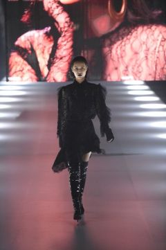 CENTRESTAGE ELITES unveils spring 2020 fashion trends