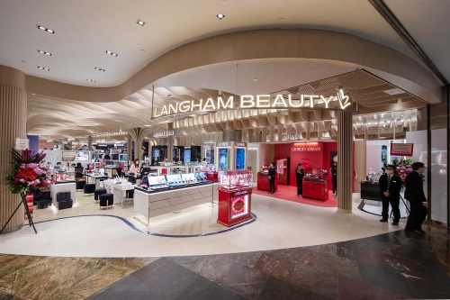 冠君产业信托 LANGHAM BEAUTY 开幕