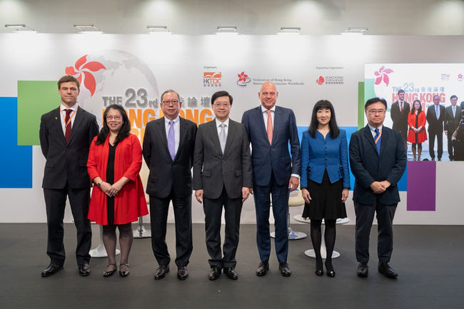 The 23rd Hong Kong Forum gathered 100 global business leaders from Federation of Hong Kong Business Associations Worldwide to explore the latest opportunities in Hong Kong