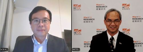 (from left) Kelvin Lau, Senior Economist, Greater China, Standard Chartered and Nicholas Kwan, Director of Research, HKTDC at the online press conference of 