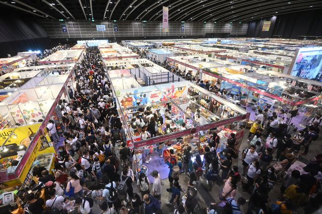 More than 830,000 visitors attend 31st HKTDC Hong Kong Book Fair