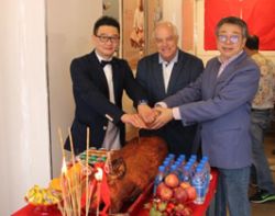 華富嘉洛證券首間Quam Direct Spot隆重開幕