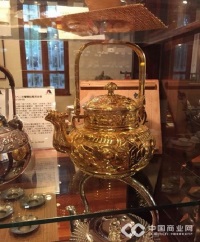 香港仕宏“铁醉茶香—沉香．茶道具拍卖专场”预展隆重举行 