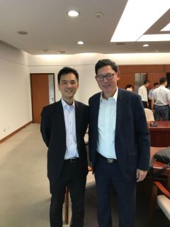 FWD becomes first HK insurer honoured at the Shenzhen-Hong Kong Fintech Awards