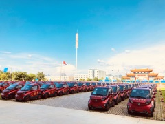 福利讓人羡慕 金嗓子集團給員工配置通勤車