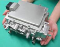 日立など、環境対応自動車向けの高効率かつ高出力なインバーターを開発