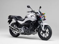 ホンダ、大型二輪教習車「NC750L(教習車仕様)」の一部仕様を変更し自動車教習所向けに発売