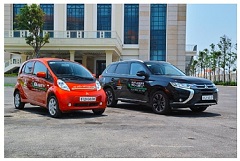 Mitsubishi Motors Brings New EV and PHEV Vehicles to Da Nang City in Vietnam 