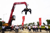 三一国际抓料机新品上市