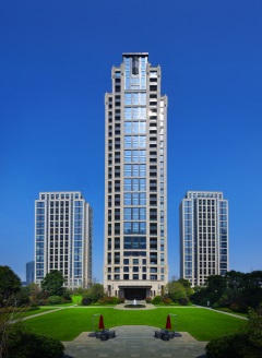 新力控股（2103.HK）上周挂牌上市 业务成长性全国前列