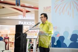 Subang Parade Hosts Fashion Show at its Merdeka Fiesta