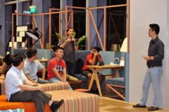 μNEST Talks IoT and Blockchain at Singapore Meetup